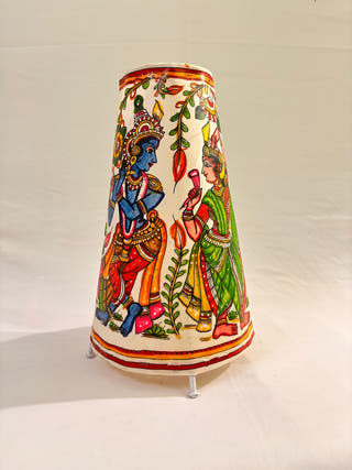 Radha Krishan Tholu Table Lamp