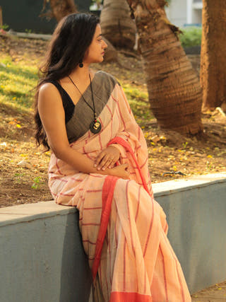 Suhana Sindoor Saree