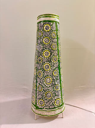 Nimmalakunta Tholu Bommalata Pushpavalli Heritage Leather Lamp - Green