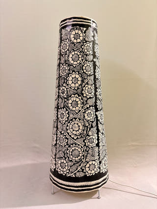 Nimmalakunta Tholu Bommalata Pushpavalli Heritage Leather Lamp - Black
