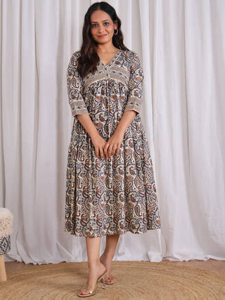 Fiza Flared Cotton Dress Sivaka India Cream