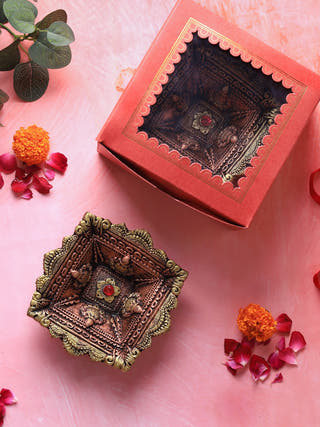 Large Chaarmukhi Diya | Set of 2