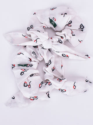 Rose Printed Bamboo Scrunchies Set of 2 White ECOKARI