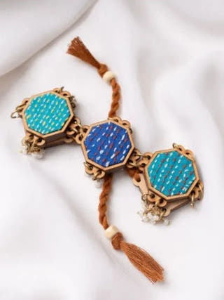 Multicolour Kantha Repurposed Silk Fabric and Wood Beads Bracelet
