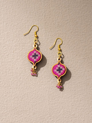 Wood Earrings In Pink WHE