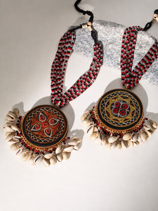 Two in One Hand Embroidered Multicolor pendant Choker
