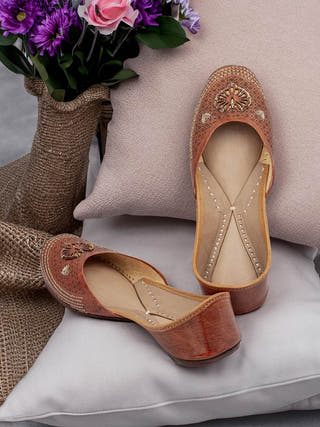 Chicora Genuine Leather Punjabi Jutti for Women