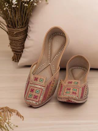 Artsy Beige Genuine Leather Punjabi Jutti for Women