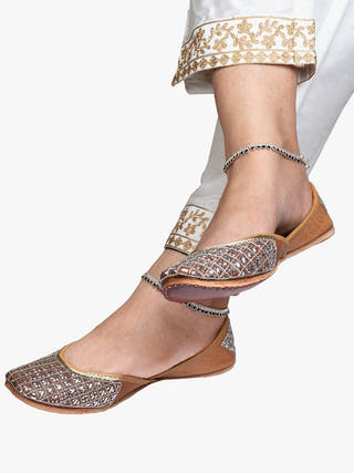 Juno Genuine Leather Punjabi Jutti for Women