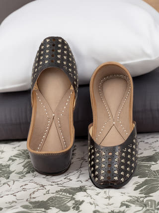 Starry Nights Genuine Leather Punjabi Jutti for Women