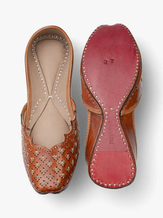 Zendaya Genuine Leather Punjabi Jutti for Women