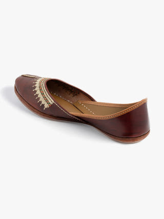 Regal Genuine Leather Punjabi Jutti for Women