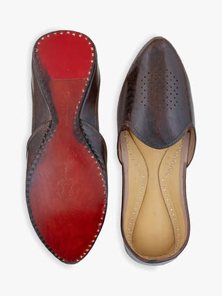 Meera's Brown Leather Punjabi Jutti for Men
