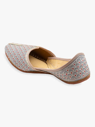 Pearly Reds Leather Punjabi Jutti for Men