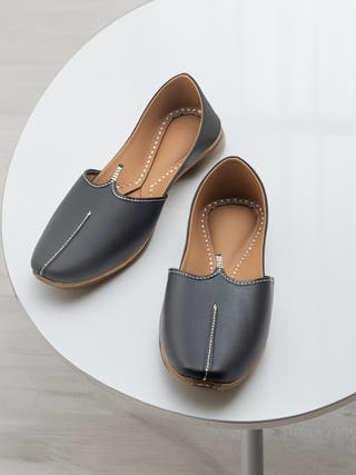 Black Panther Punjabi Jutti for Men