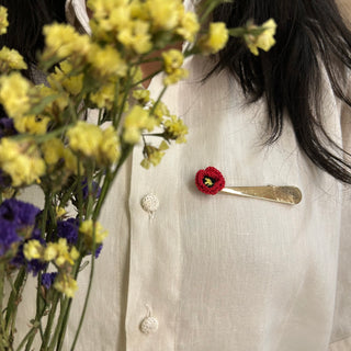 Poppy crochet brooch on a metal pin Ikriit'm