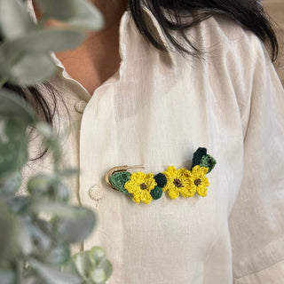 Sunflower crochet brooch on a metal pin Ikriit'm