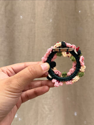 Gulabi Gul Brooch