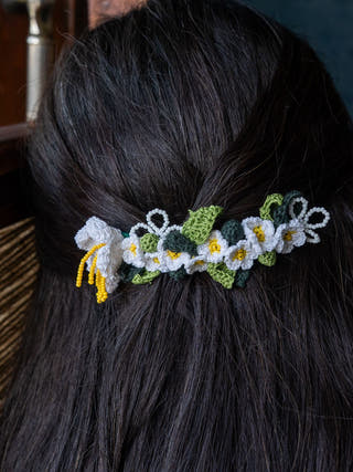 White Daisies Hair Comb