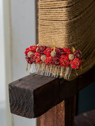 Zari Roses Hair Comb