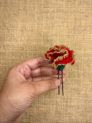 Rouge Carnation Hairpin | Set of 2