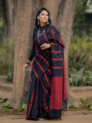 Kapaas Black and Red Saree SoulWeaves