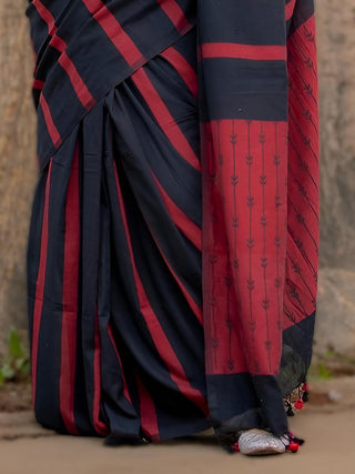 Kapaas Black and Red Saree SoulWeaves