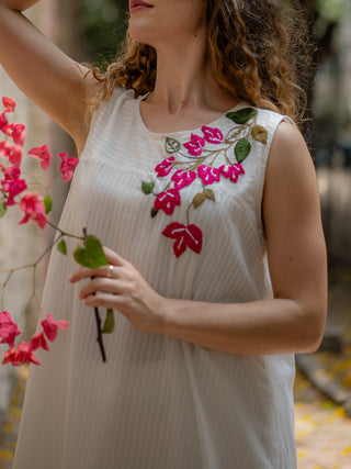 White Floral Hand-embroidery Dress Krushnachuda