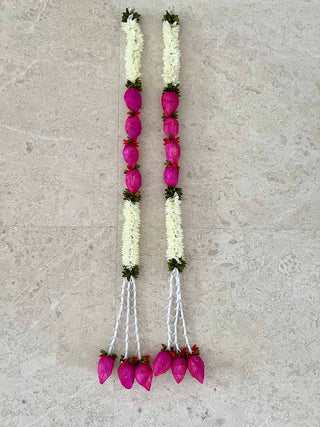 Kamal ke phool Long Festive Decor Hanging Little Canvas