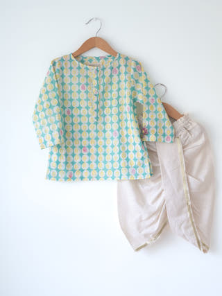 Rasa Green Monstera Print Full Sleeve Cotton Kurta