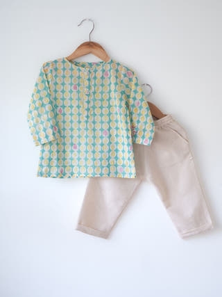 Rasa Green Monstera Print Full Sleeve Cotton Kurta