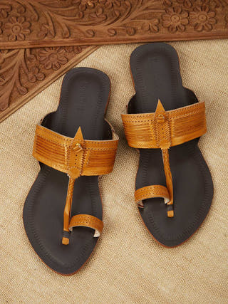 Vintage Brown Kolhapuri Chappal for Women