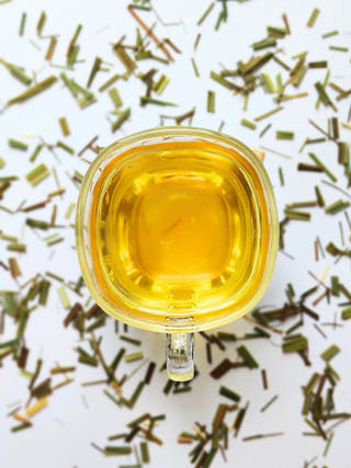 Dried Lemongrass Leaves