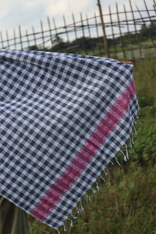 Checked Gai Handwoven Stole White