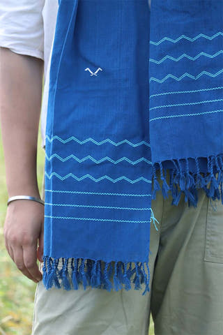 Bird With Wave Handwoven Stole Blue