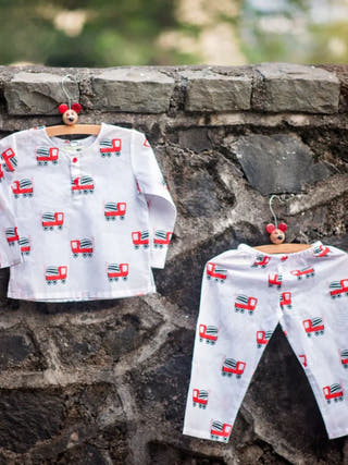 Whirly Cement Mixer Unisex Nightdress