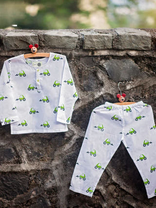 Scoopy Excavator Unisex Nightdress