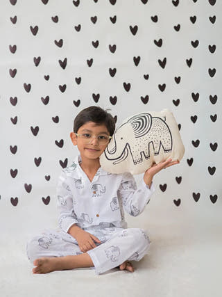 A Stomping Elephant Unisex Nightdress