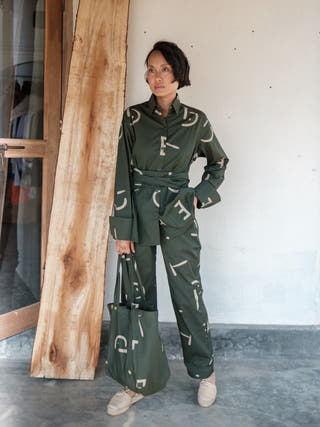 Deep Green Line Printed Nara Front Knot Shirt