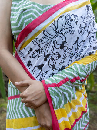 Kajini Cotton Saree White Mogasu