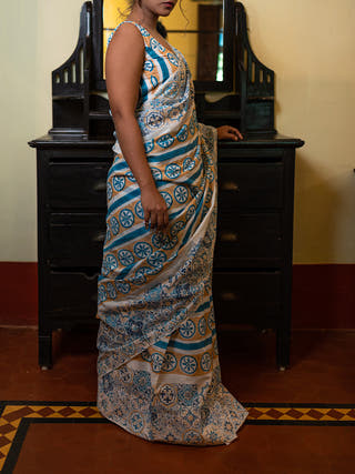 Azulejo Mul Cotton Saree Blue Mogasu