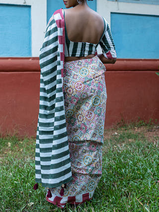 Block Printed Azulejo Mul Cotton Saree Red Mogasu