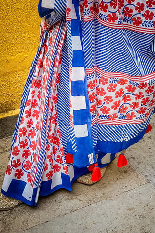 Vel Butti Mul Cotton Saree Blue Mogasu