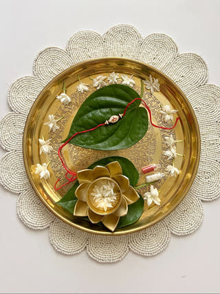 Neerja Meenakari Rakhi