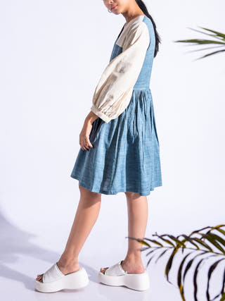 TOMORROW  Midi Dress Blue Parvah