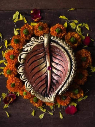 Large Peepal Diya | Set of 2