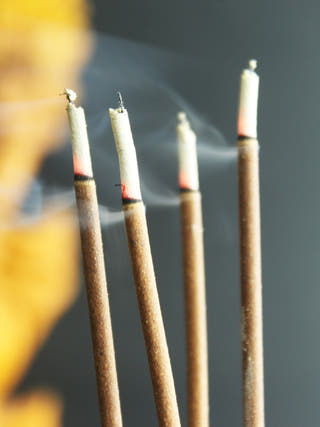 Bah Kushboo Bah Dhuna Pack Aromatic Incense Sticks