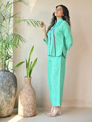 Zuri Panelled Shirt in Green