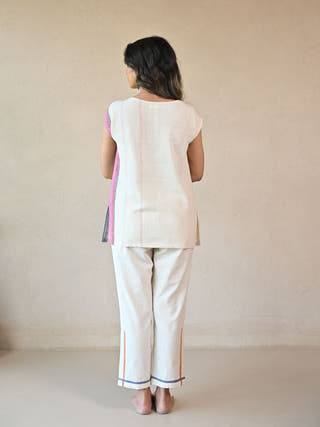 Straight-Cut Tunic with Rounded Neckline | White