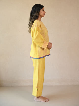 Twilight Square-Cut Tunic with Cuff Detailing